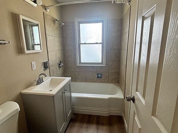 5th image of 1205 Van Wie Ave