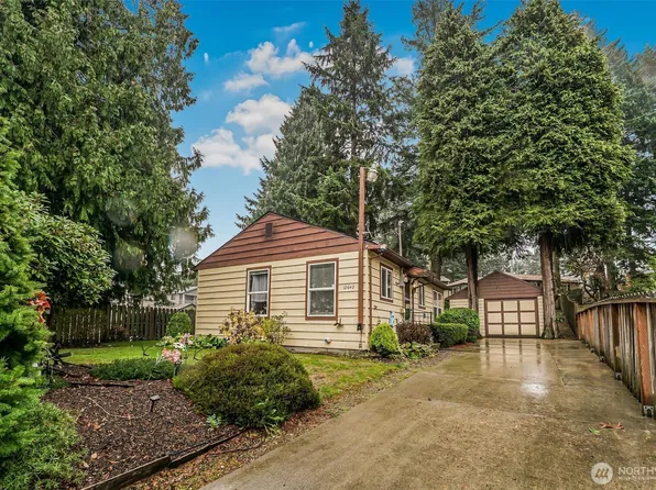 12642 74th Ave S, Seattle, WA 98178
