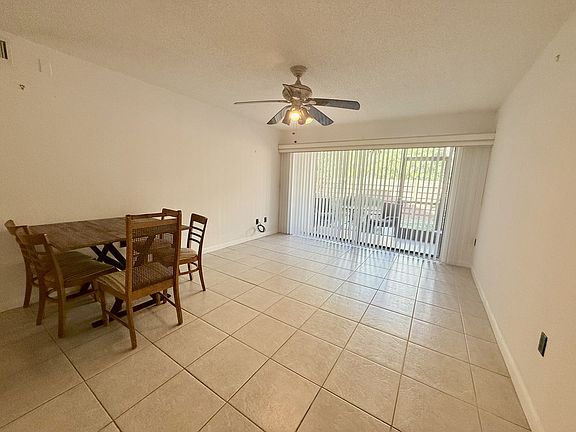 3rd image of 631 N Orange Ave Unit 102
