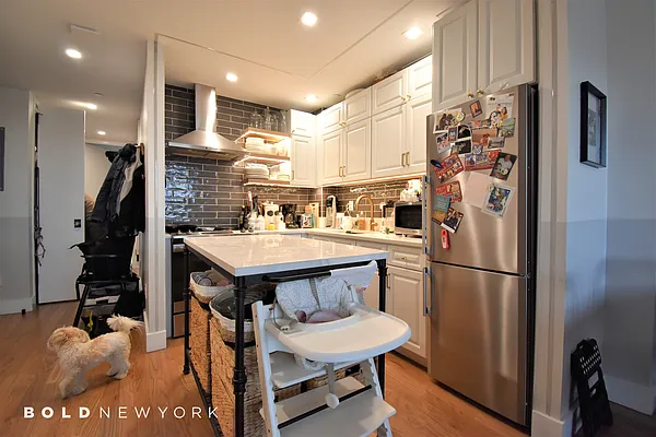 Rented by Bold New York | media 99