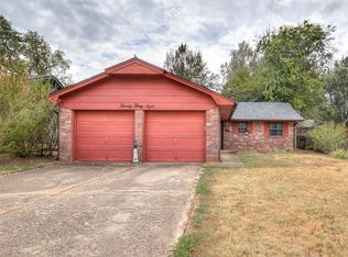 2038 Allenhurst St, Norman, OK 73071