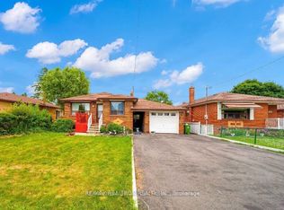 93 Mountland Dr #Basement, Toronto, ON M1G 2P2