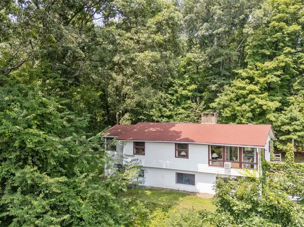 14 Cottage Road, Hopewell Junction, NY 12533