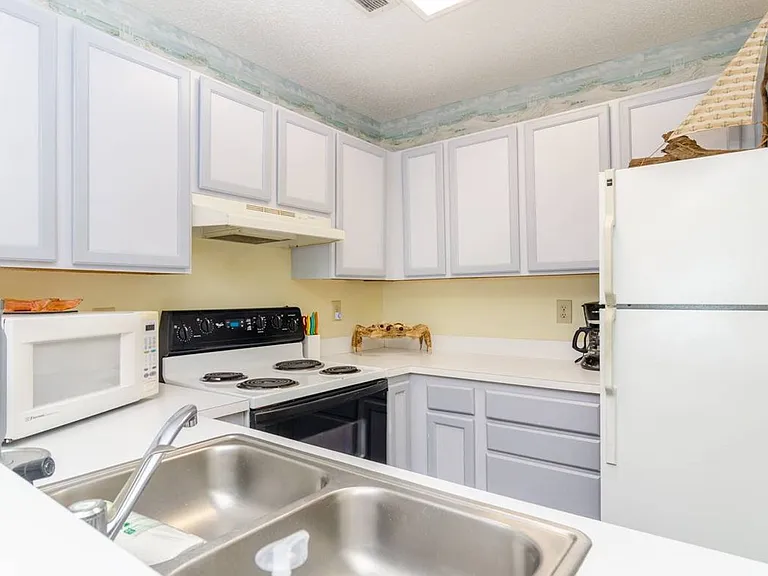 1437 S Fort Fisher Blvd #B-1 — Photo 12