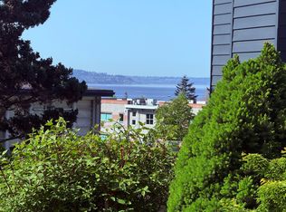 815 S 219th St APT 4, Seattle, WA 98198