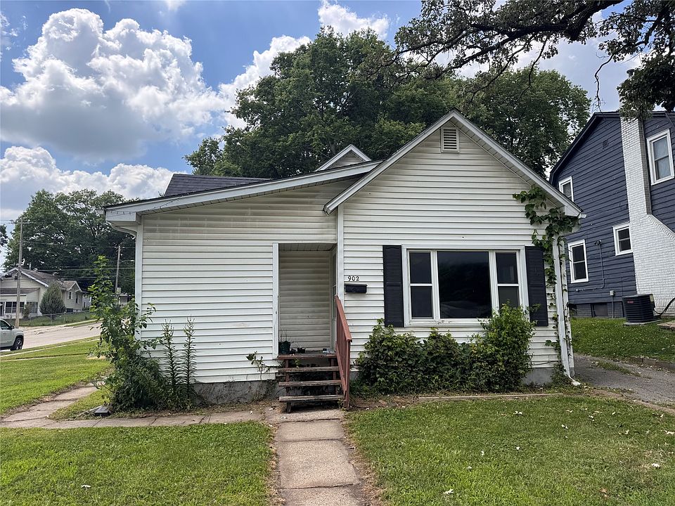 1st image of 902 24th St
