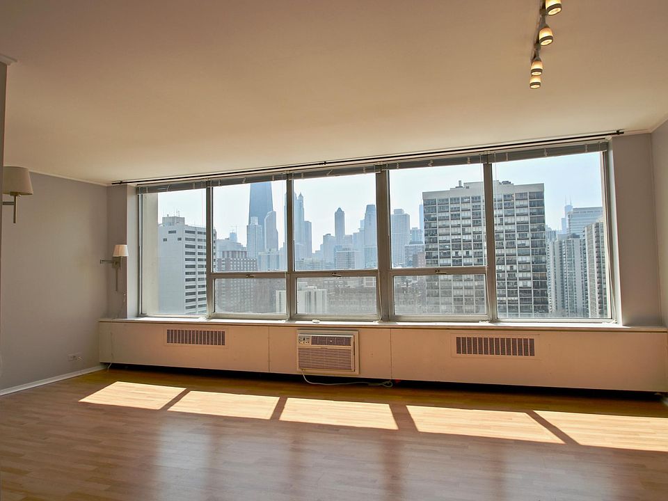 1st image of 70 W Burton Pl APT 2206