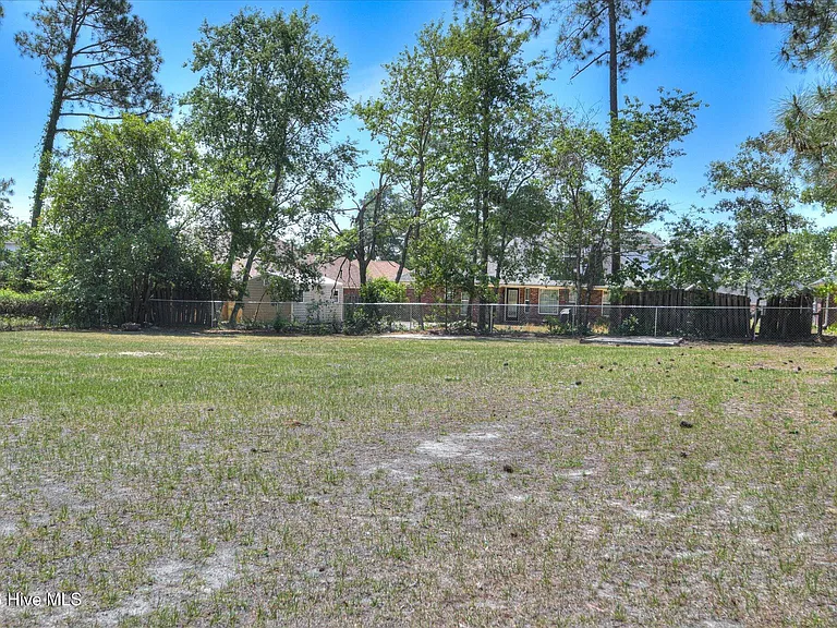 3823 Fairington Dr — Photo 25