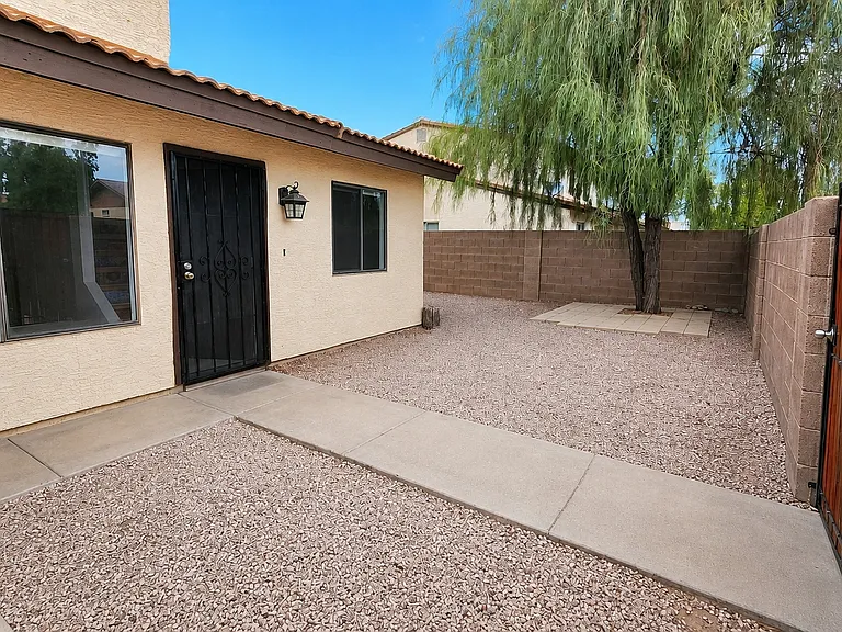 6228 E Greenway St #101 — Photo 5