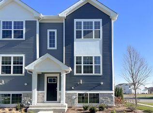 6501 Linden Trl, Wonder Lake, IL 60097