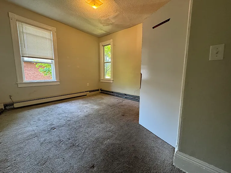 179 Babcock St #3 — Photo 9