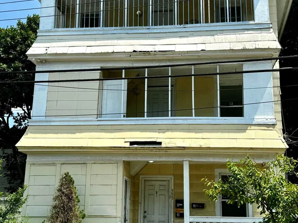 333 Blatchley Avenue, New Haven, CT 06513