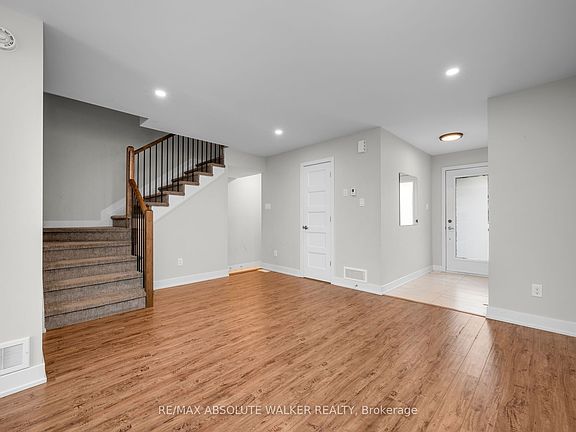 5th image of 48 Christian St