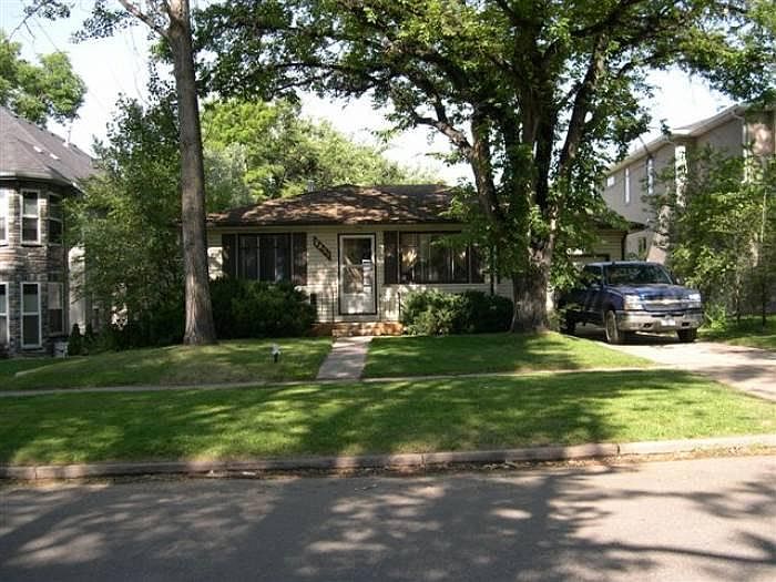 Great House on $1MM Block