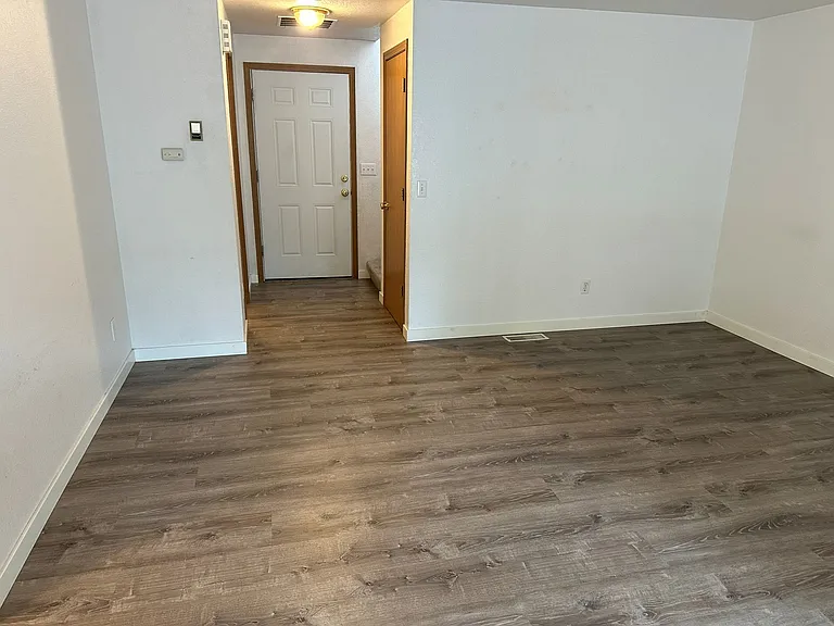 15345 Berry Valley Dr SE — Photo 3