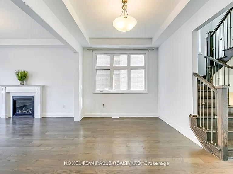 3133 Moss Gdns — Photo 12