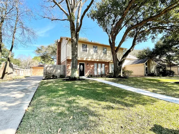 15006 Elmont Dr, Houston, TX 77095