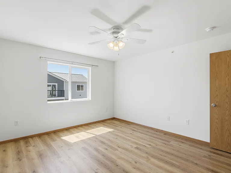 1502-1522 1542 Greenfield St — Photo 51