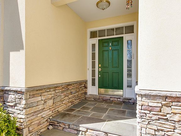 3rd image of 2106 Beckett Way