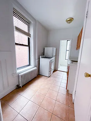 Rented by Urban Real Estate Inc | media 26