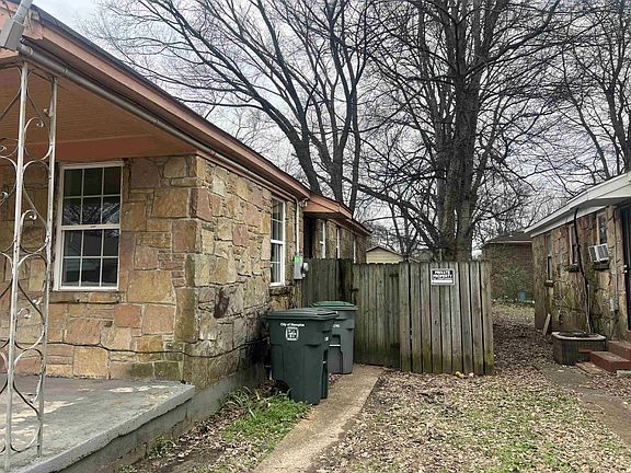 5th image of 2397 Shasta Ave