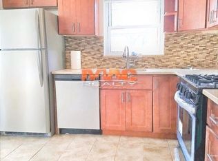 24809 40th Ave #3A, Little Neck, NY 11363