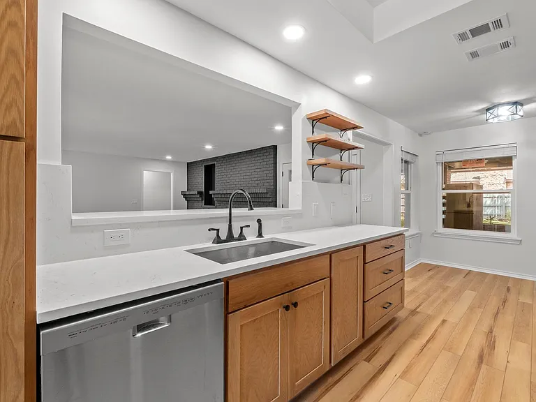 801 Lime Rock Dr — Photo 12