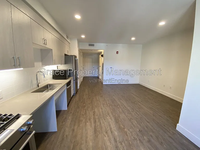 431 E Bayaud Ave #301 — Photo 6