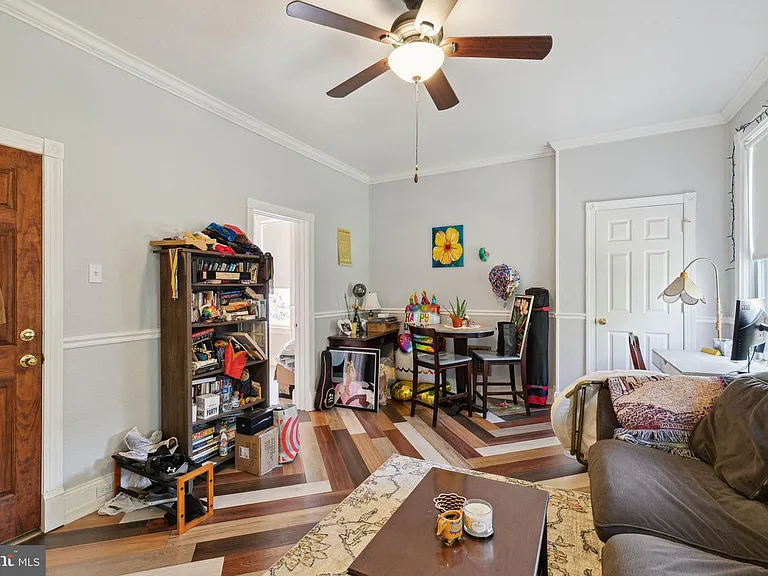 4818 Trinity Pl #2F — Photo 3