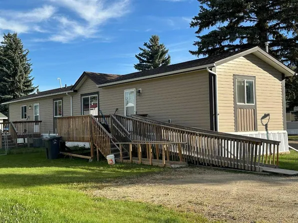 6205 54th St #53, Ponoka, AB T4J 1M5