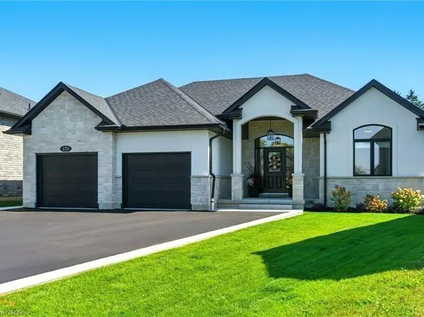 270 Charles St, Waterford, ON N0E 1Y0