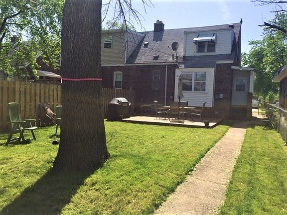 4th image of 4417 Joliet Ave