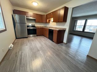 3808 S Hawthorne Ave #5, Sioux Falls, SD 57105