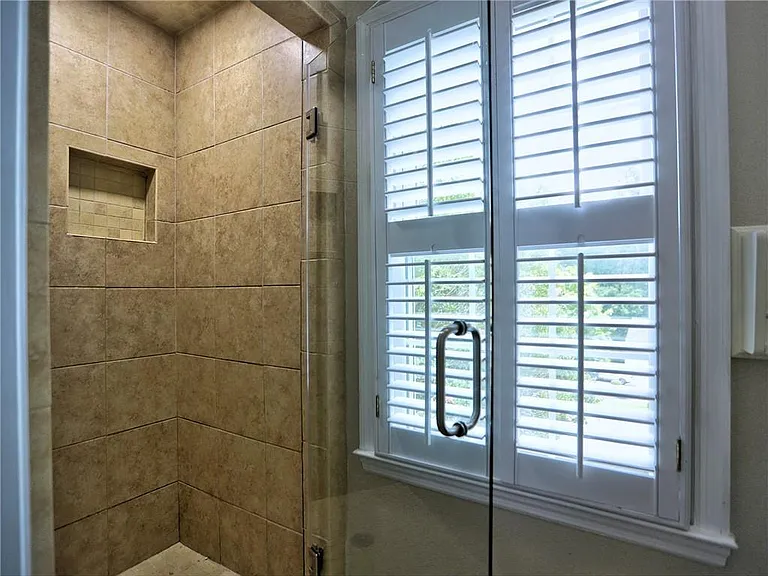 2101 Mark Hall Ct NE — Photo 20