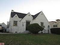 1st image of 2406 W 73rd St