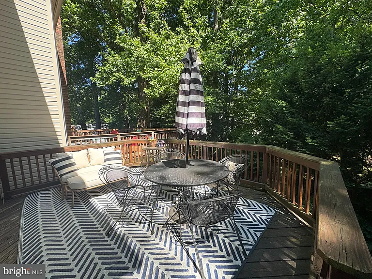 5737 Walnut Wood Ln — Photo 23