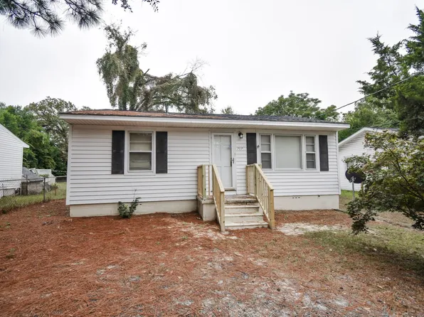 707 Veda St #B, Fayetteville, NC 28306