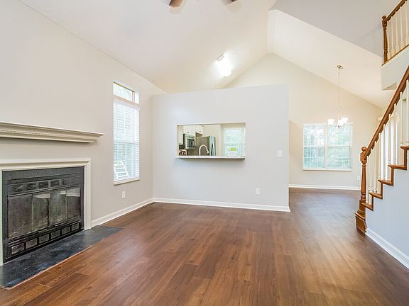 5th image of 112 Yocum Dr