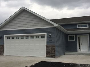 4546 13th St S, Moorhead, MN 56560