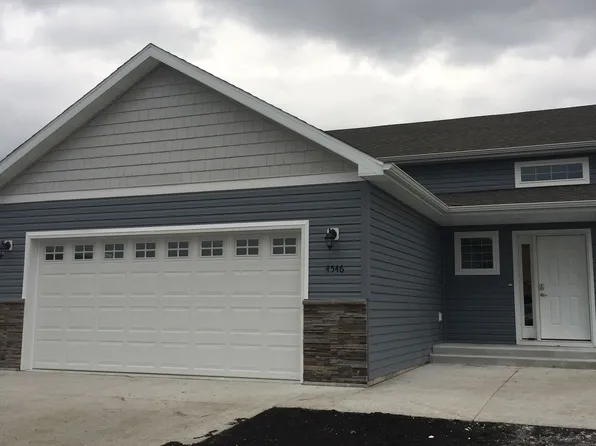 4546 13th St S, Moorhead, MN 56560