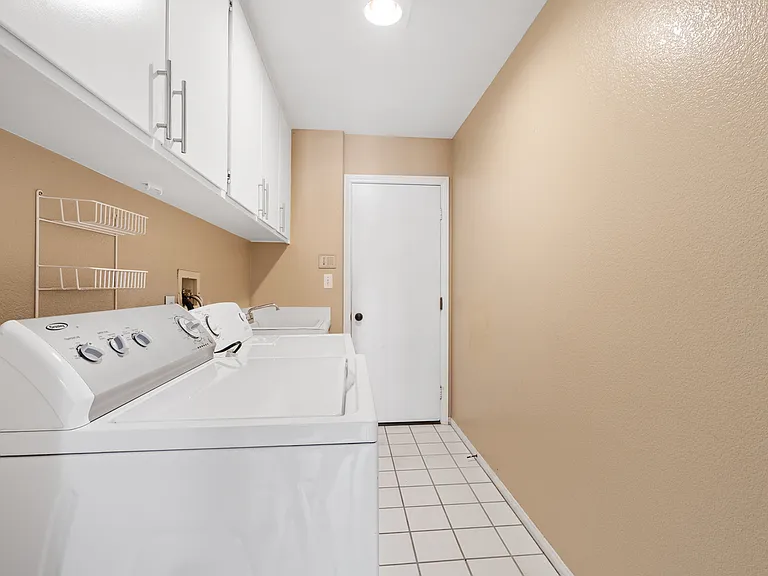 4626 Tarantella Ln — Photo 27