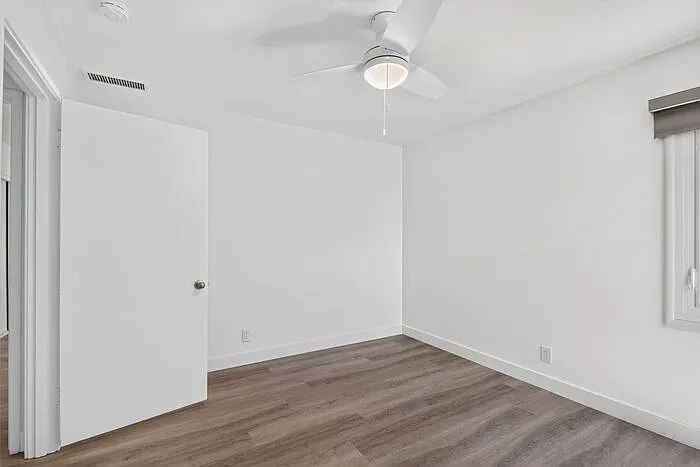 421 Webster St — Photo 21