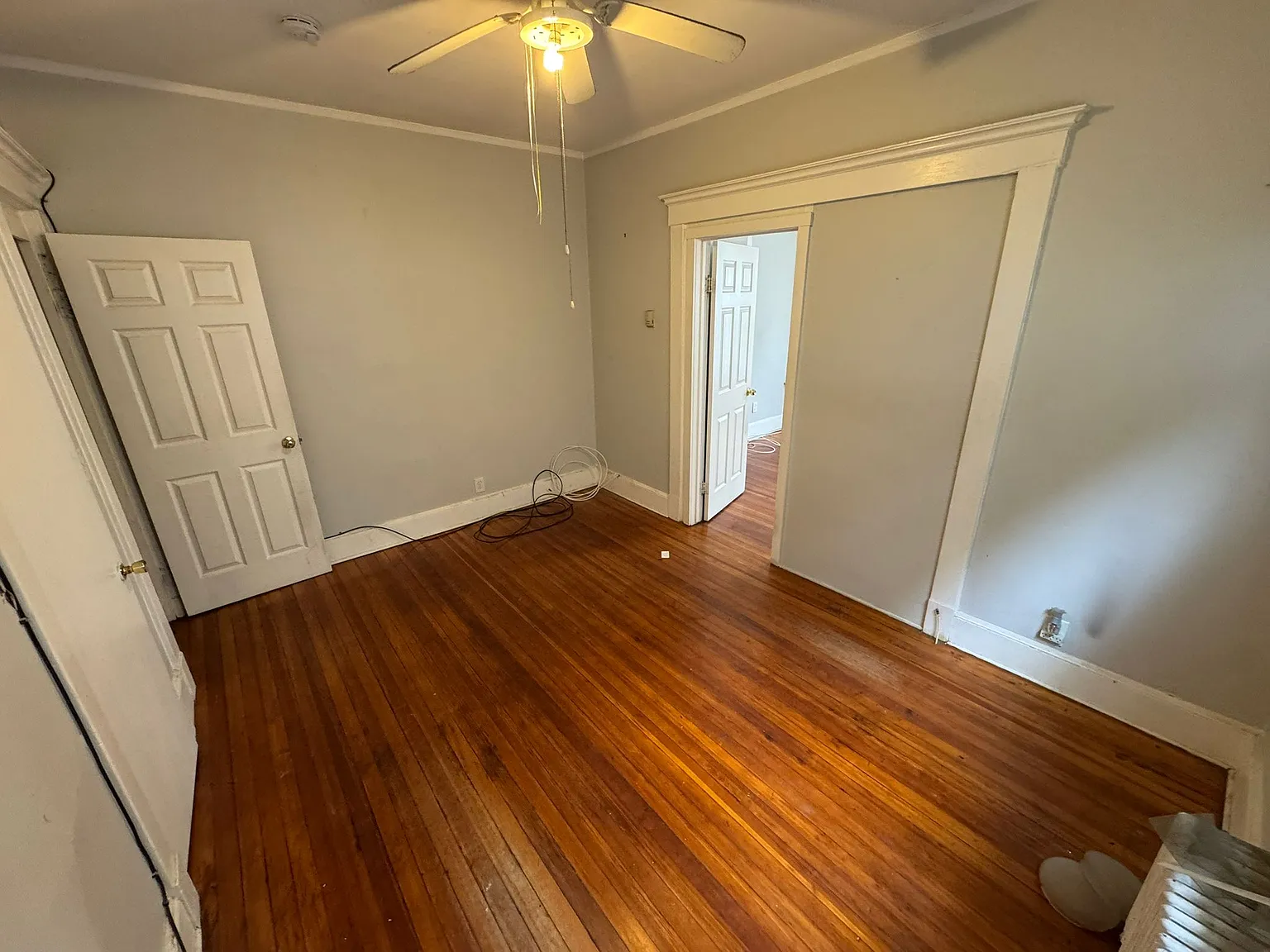 3 bed, $1,750 — Photo 2