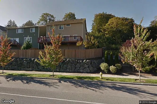 4 bed, 2160 sqft, $3,700 — Photo 3