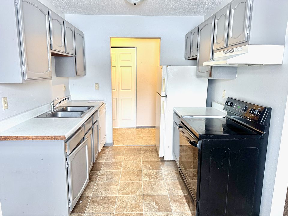 1st image of 1402 32nd St S #11503562