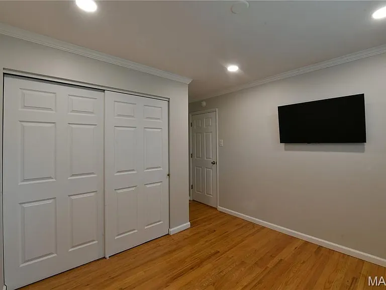 965 Orchard Lakes Dr — Photo 18