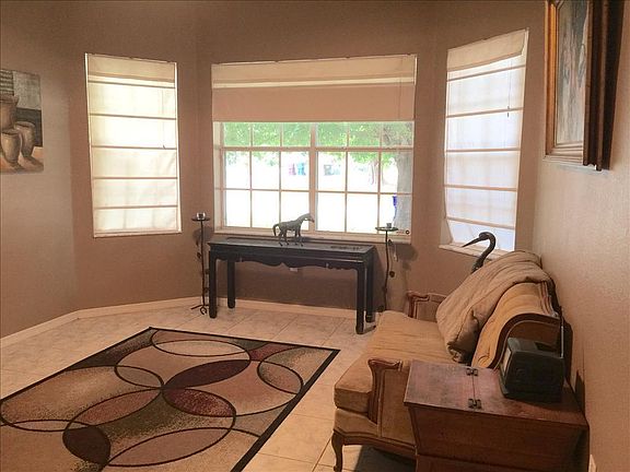 2nd image of 2075 Raymond Dr