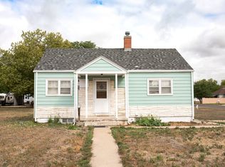 320 E 4th St, Julesburg, CO 80737