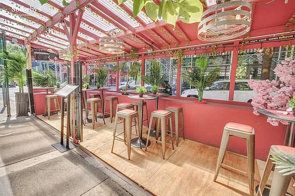 Rented by Sotheby's International Realty | media 37