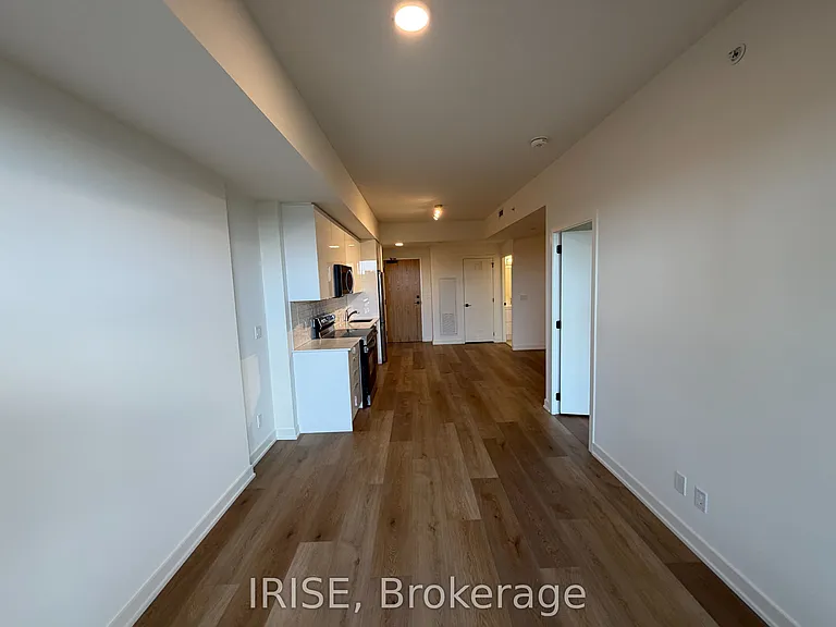 33 Erie Ave #304 — Photo 6